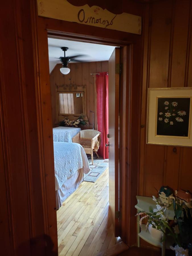Auberge Bonne Nuit-Bonjour Sainte-Adele Exterior photo
